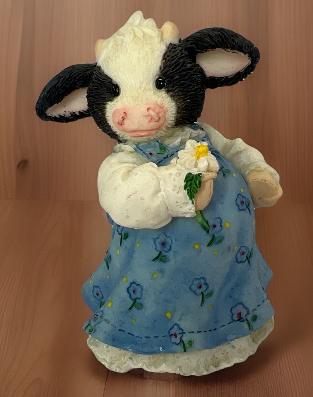 Mary's Moo Moos Enesco 1997 #319104 Moomy To Be Enesco Figurine